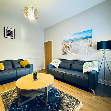 Rockcliffe Retreat, Stylish Coastal Apartment 惠特利湾 外观 照片