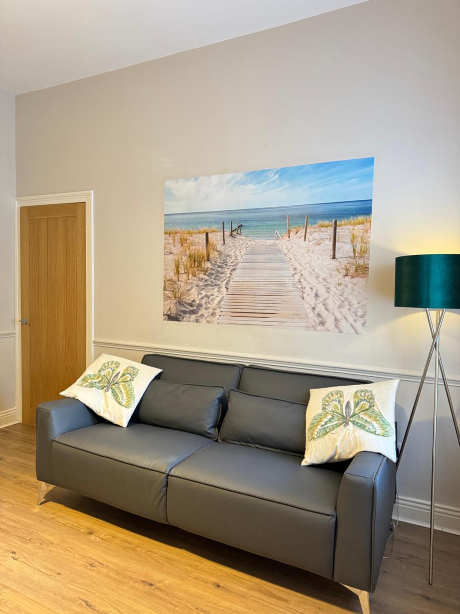 Rockcliffe Retreat, Stylish Coastal Apartment 惠特利湾 外观 照片