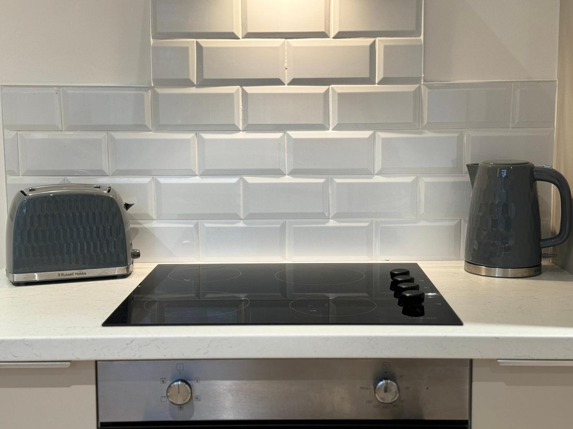 Rockcliffe Retreat, Stylish Coastal Apartment 惠特利湾 外观 照片