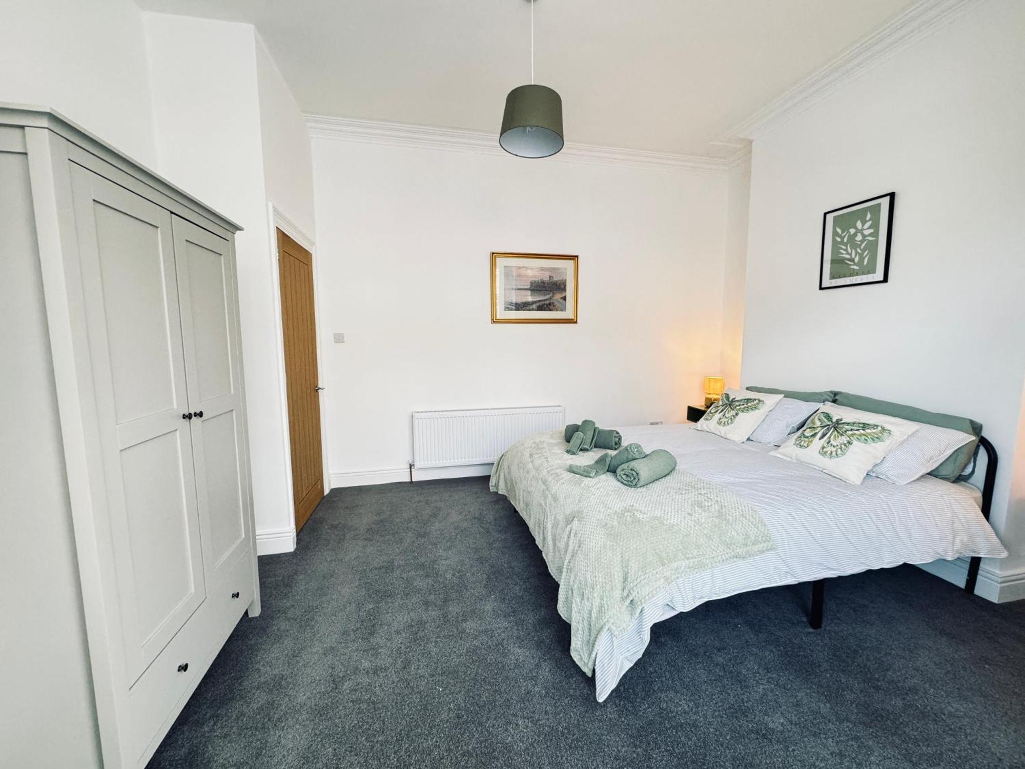 Rockcliffe Retreat, Stylish Coastal Apartment 惠特利湾 外观 照片