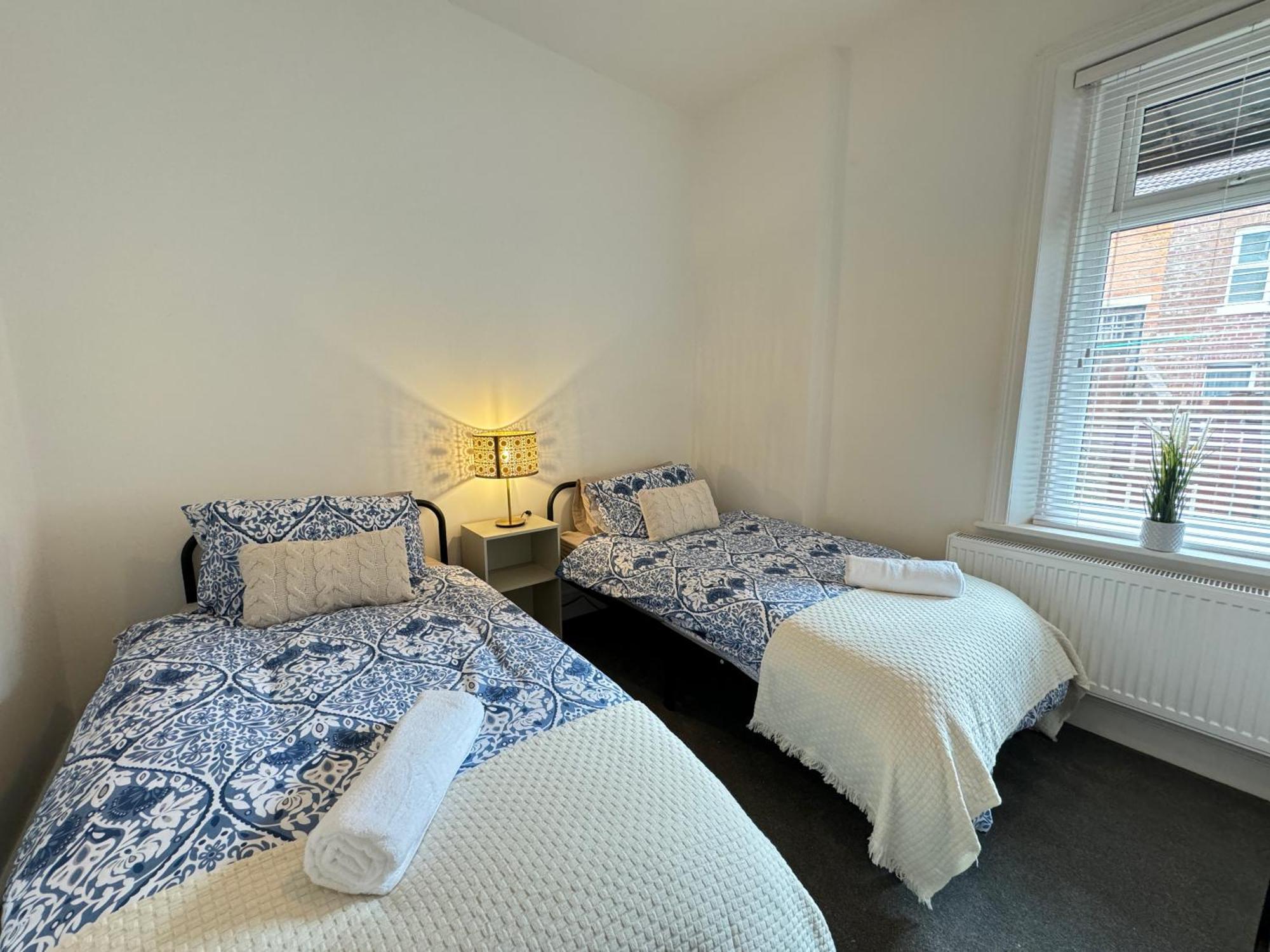 Rockcliffe Retreat, Stylish Coastal Apartment 惠特利湾 外观 照片